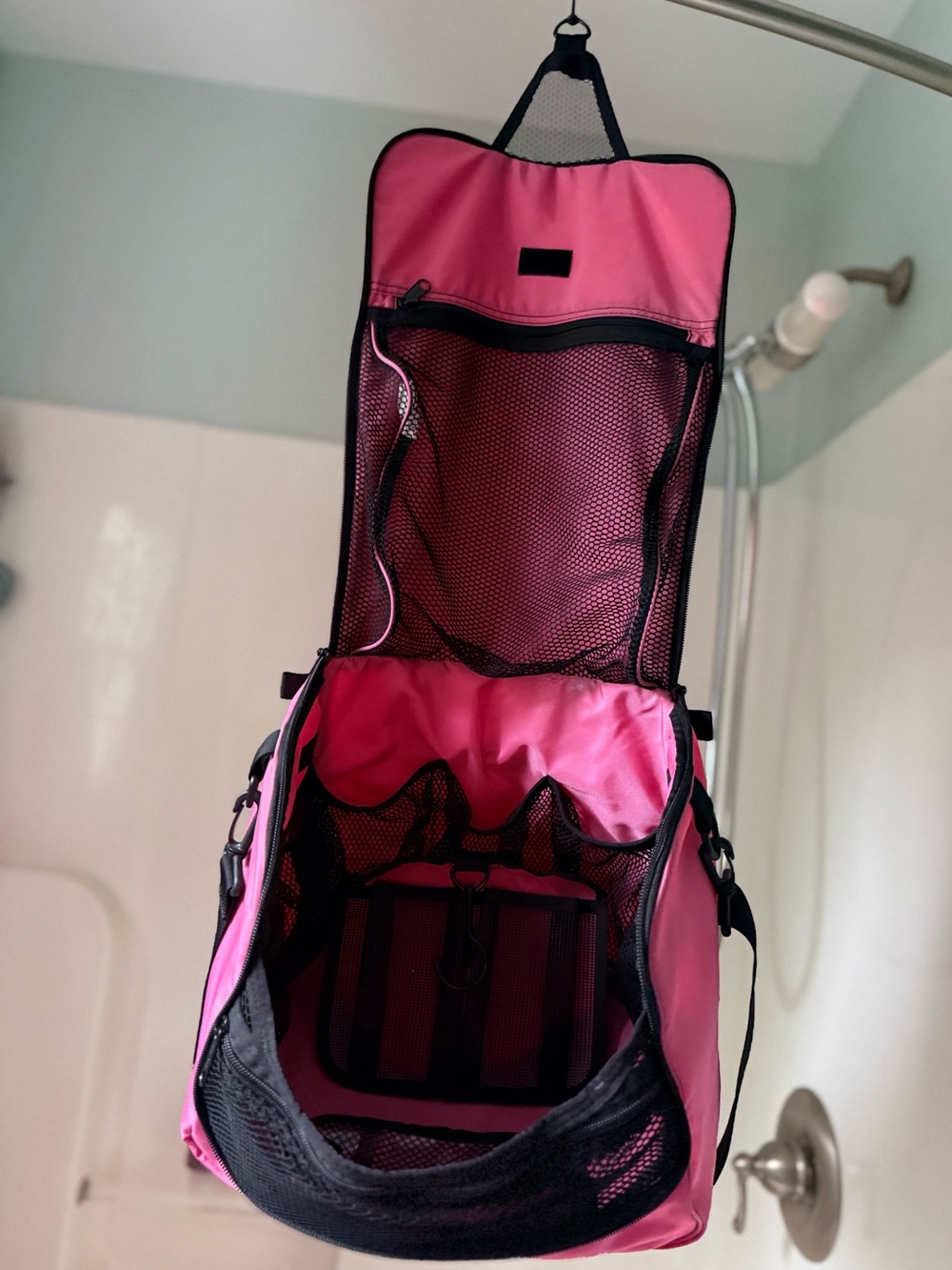 L.L.Bean Pink Hanging Travel Toiletry Bag Organizer | Large Cosmetic Case - Picture 4 of 14
